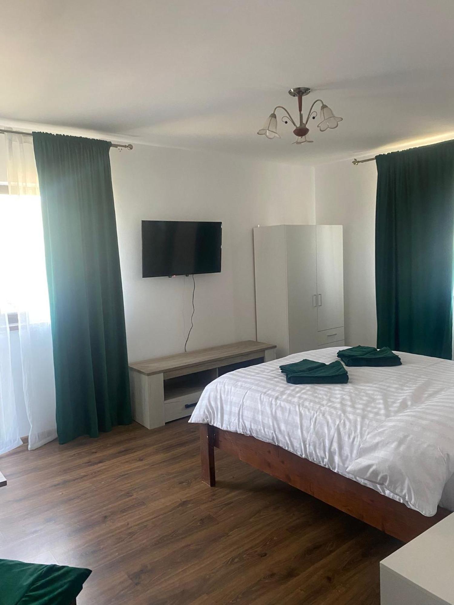 La Luca Hotel Maliuc Luaran gambar