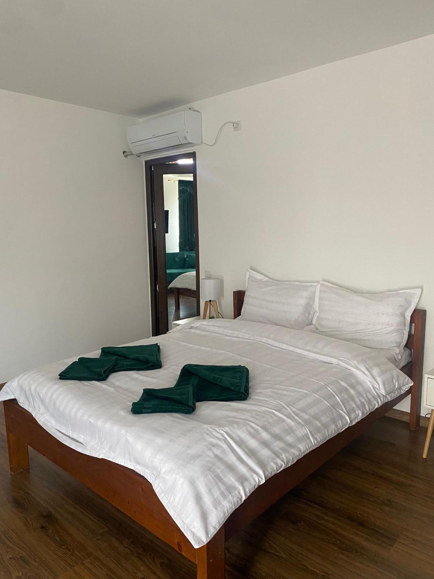 La Luca Hotel Maliuc Luaran gambar