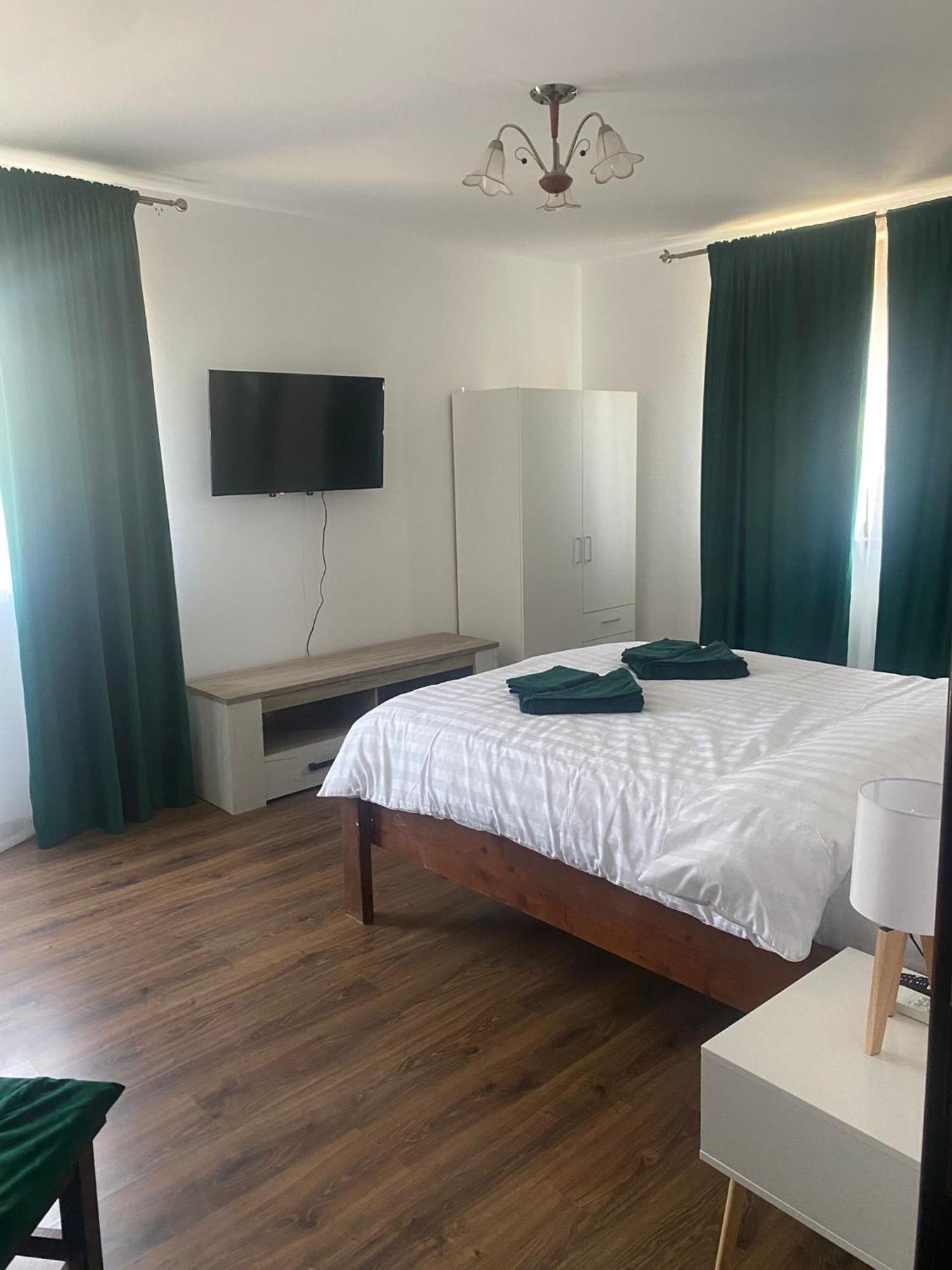 La Luca Hotel Maliuc Luaran gambar